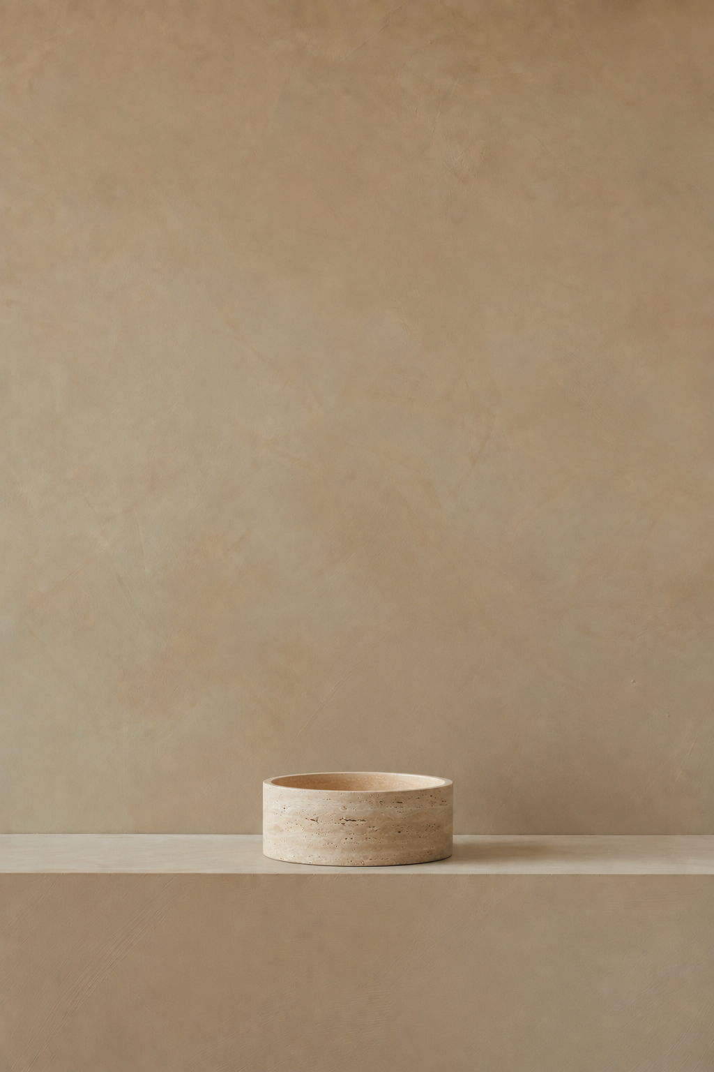 Lio | Travertine bowl