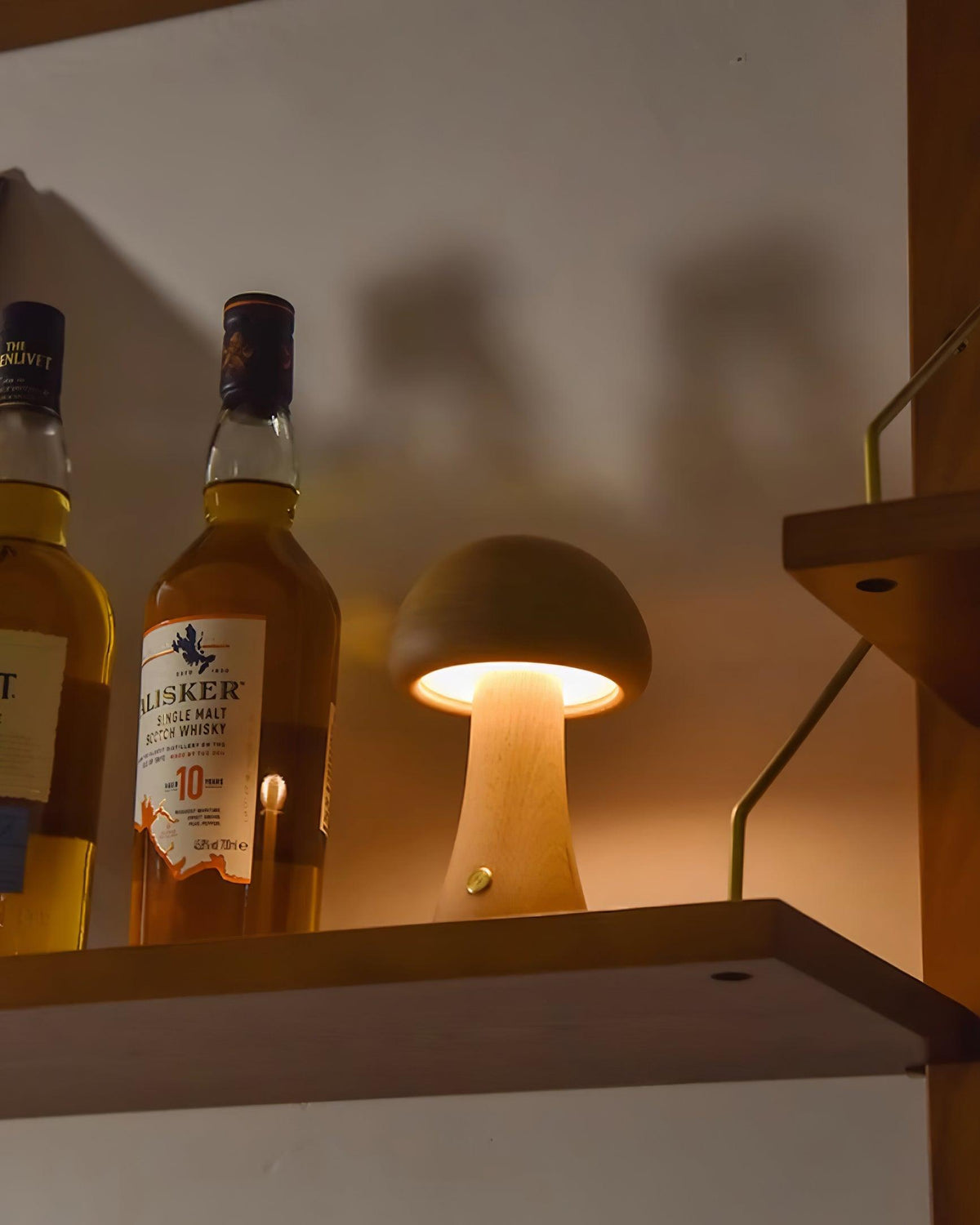 Mushwood | Draadloze dimbare Tafellamp