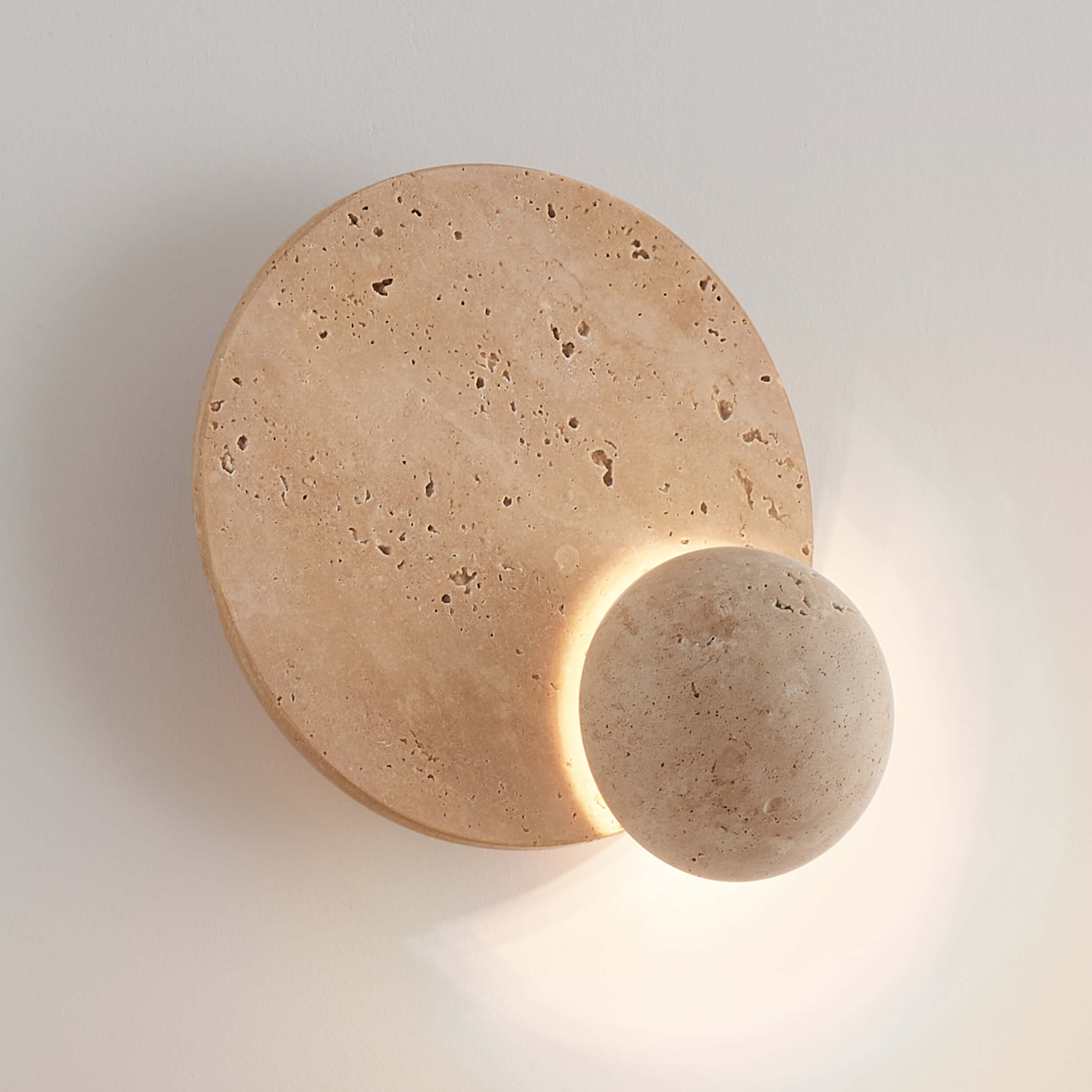 Anua | Travertine ronde wandlamp