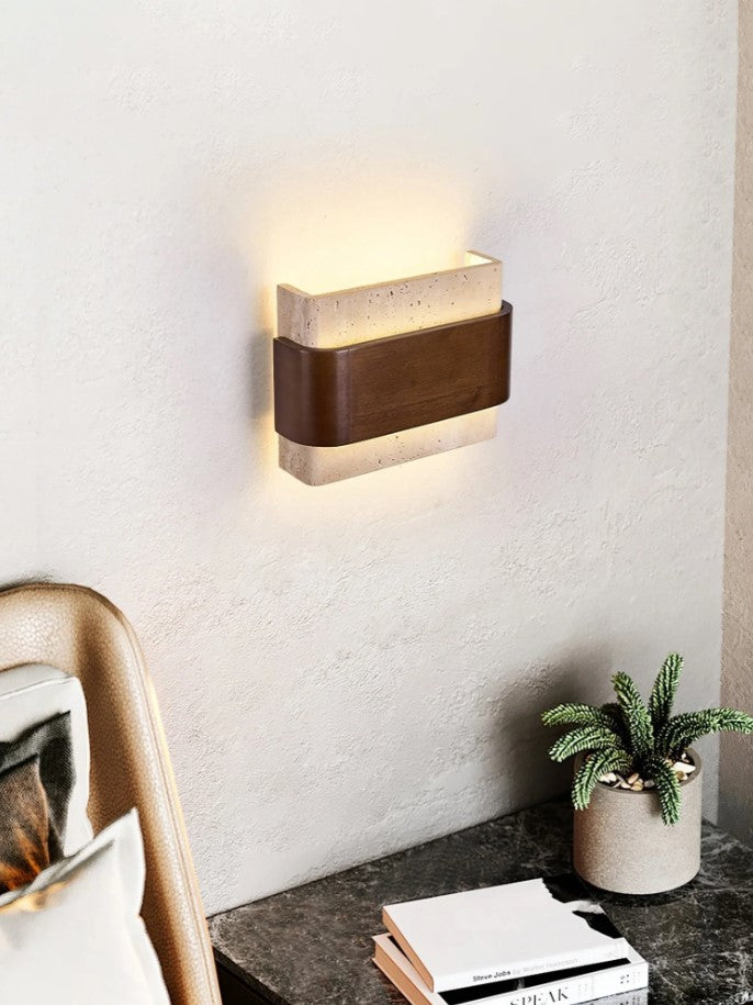 Sera | Limited edition travertine wandlamp