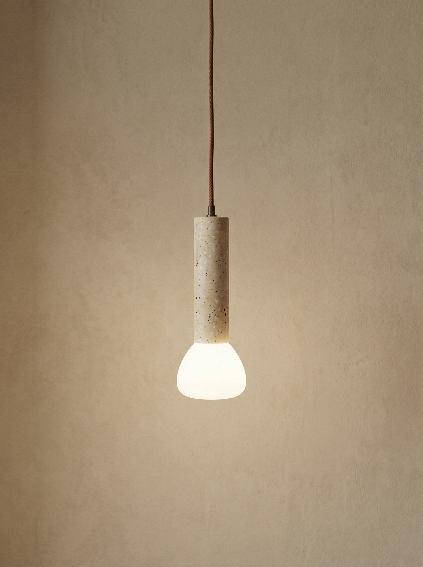 Muzay | Pendelleuchte aus Travertin