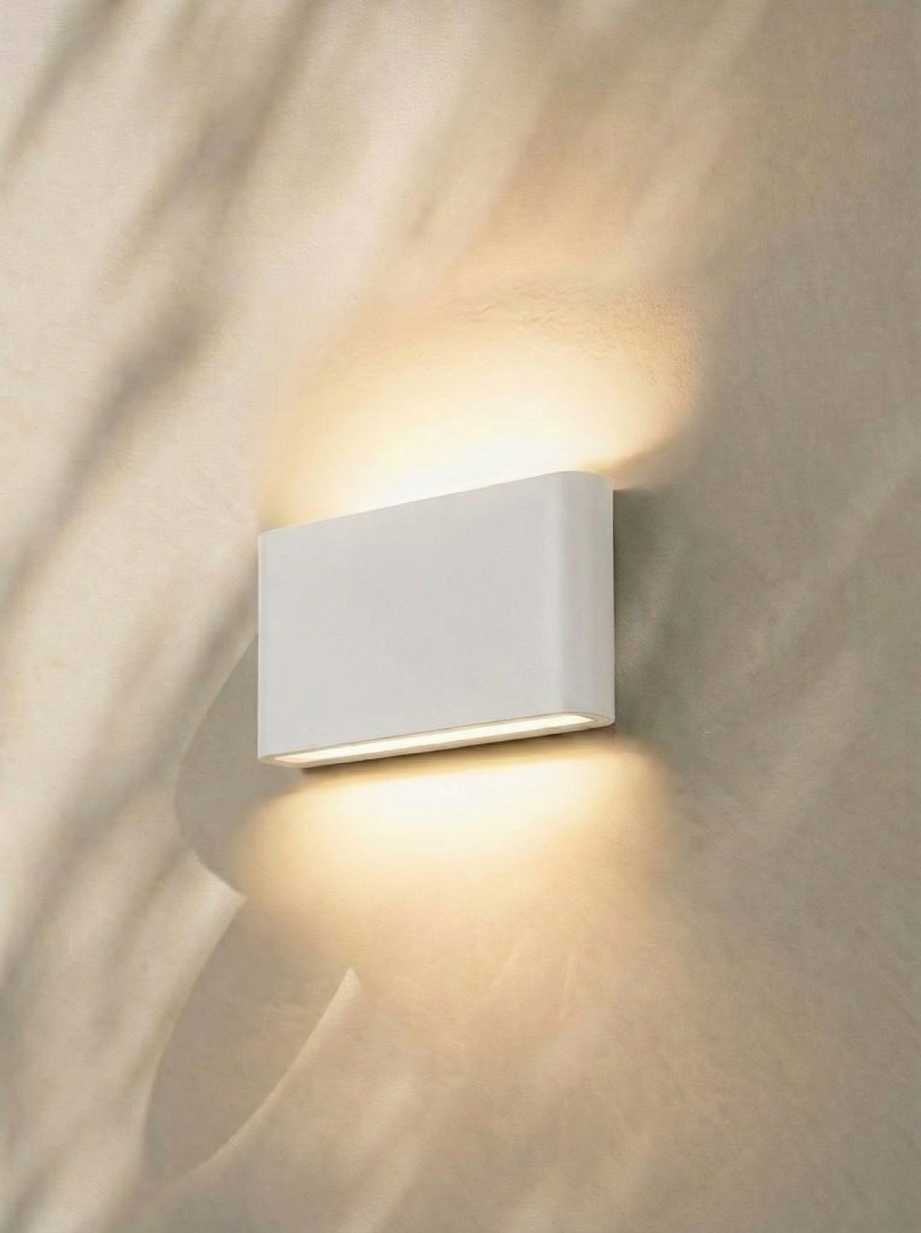 Avero | Moderne witte in/outdoor Wandlamp