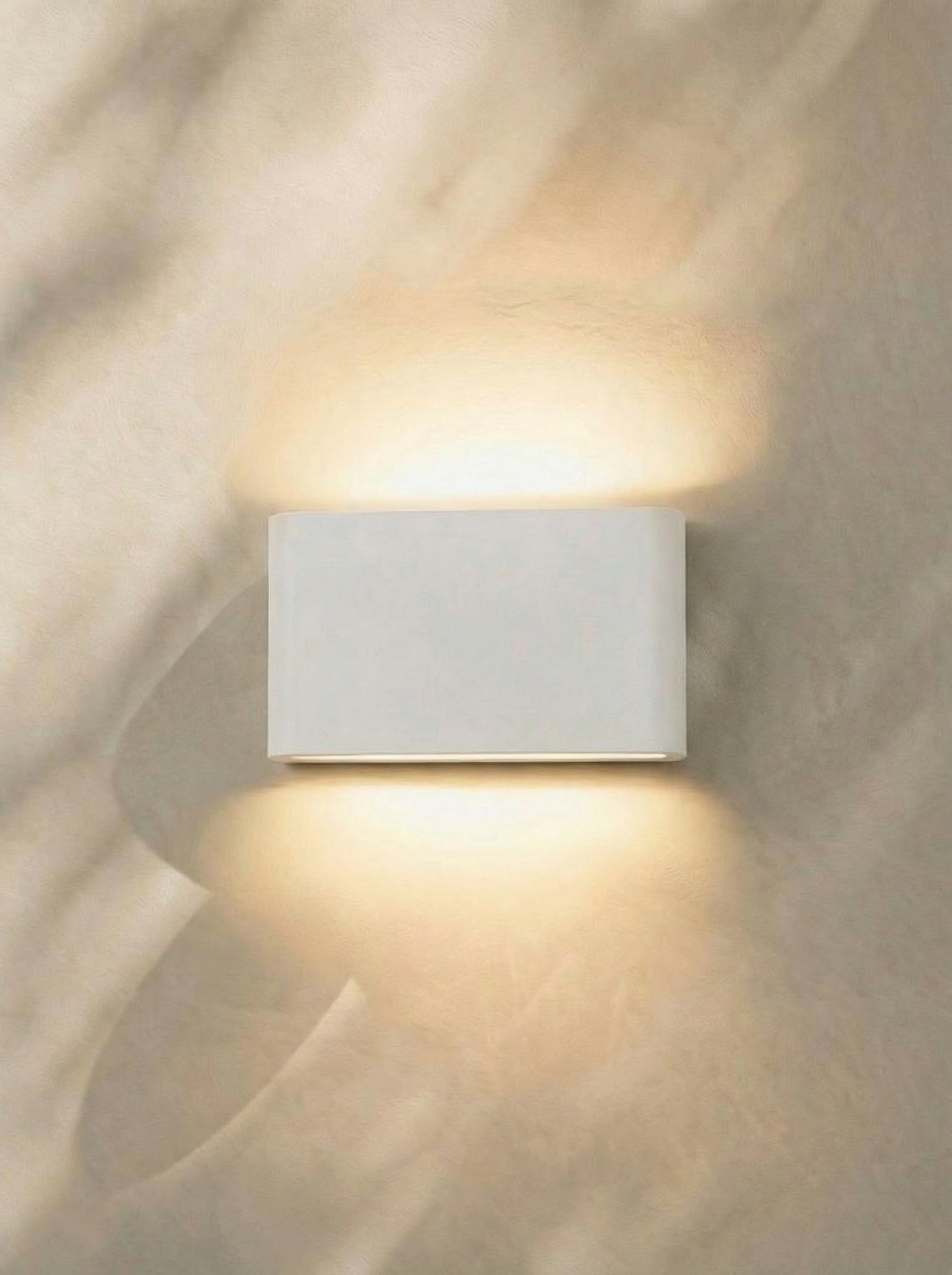 Avero | Moderne witte in/outdoor Wandlamp