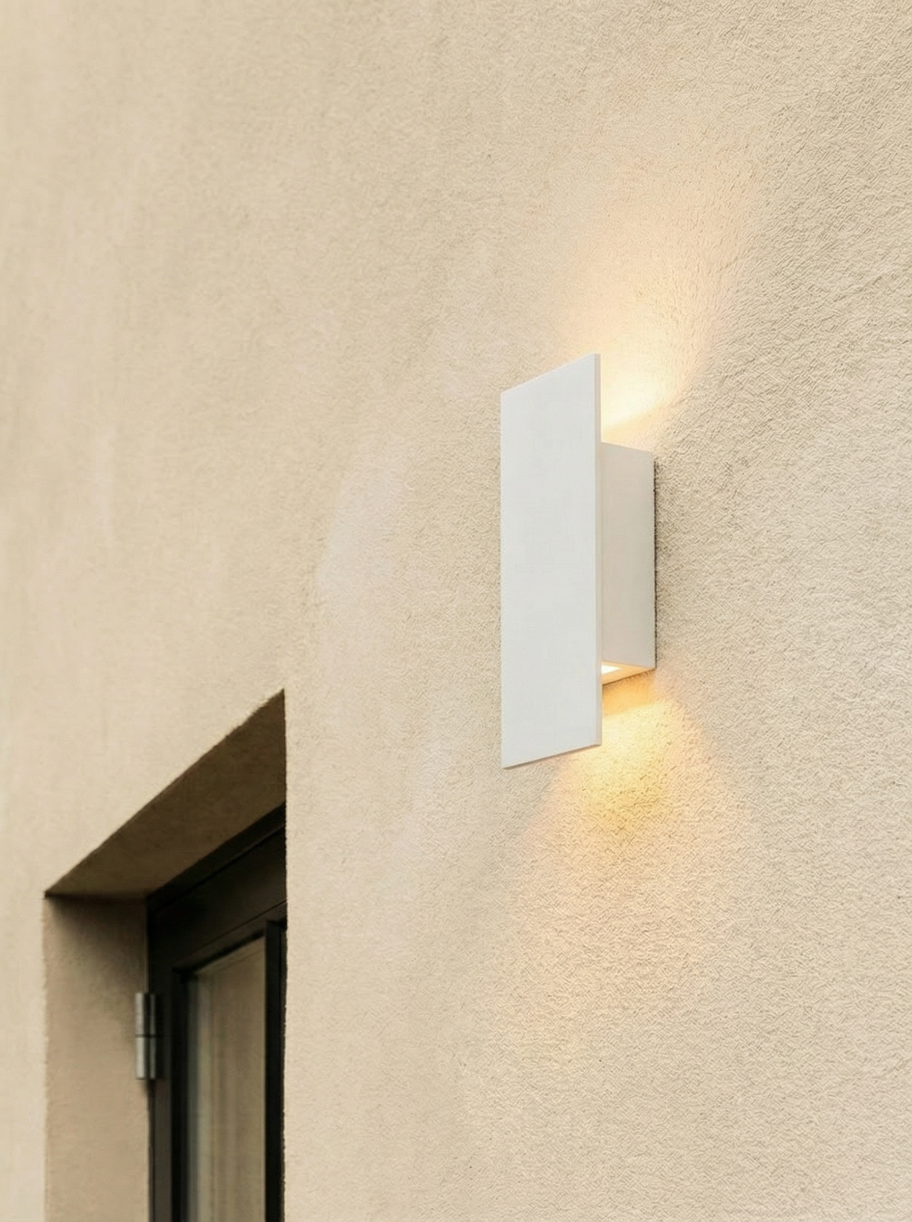 Arvo | Moderne in/outdoor Wandlamp wit