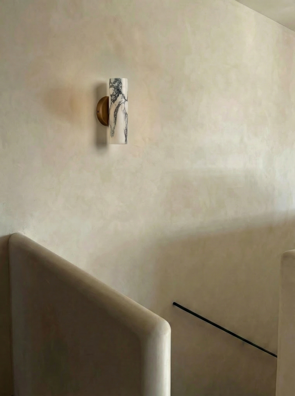 Calira | Goude Marmeren Wandlamp