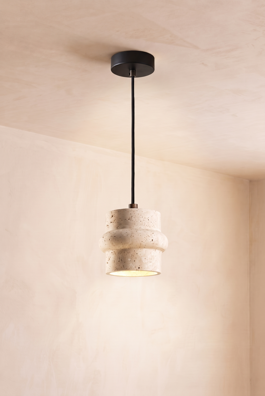 Kumo | Sculpturale Travertine Hanglamp