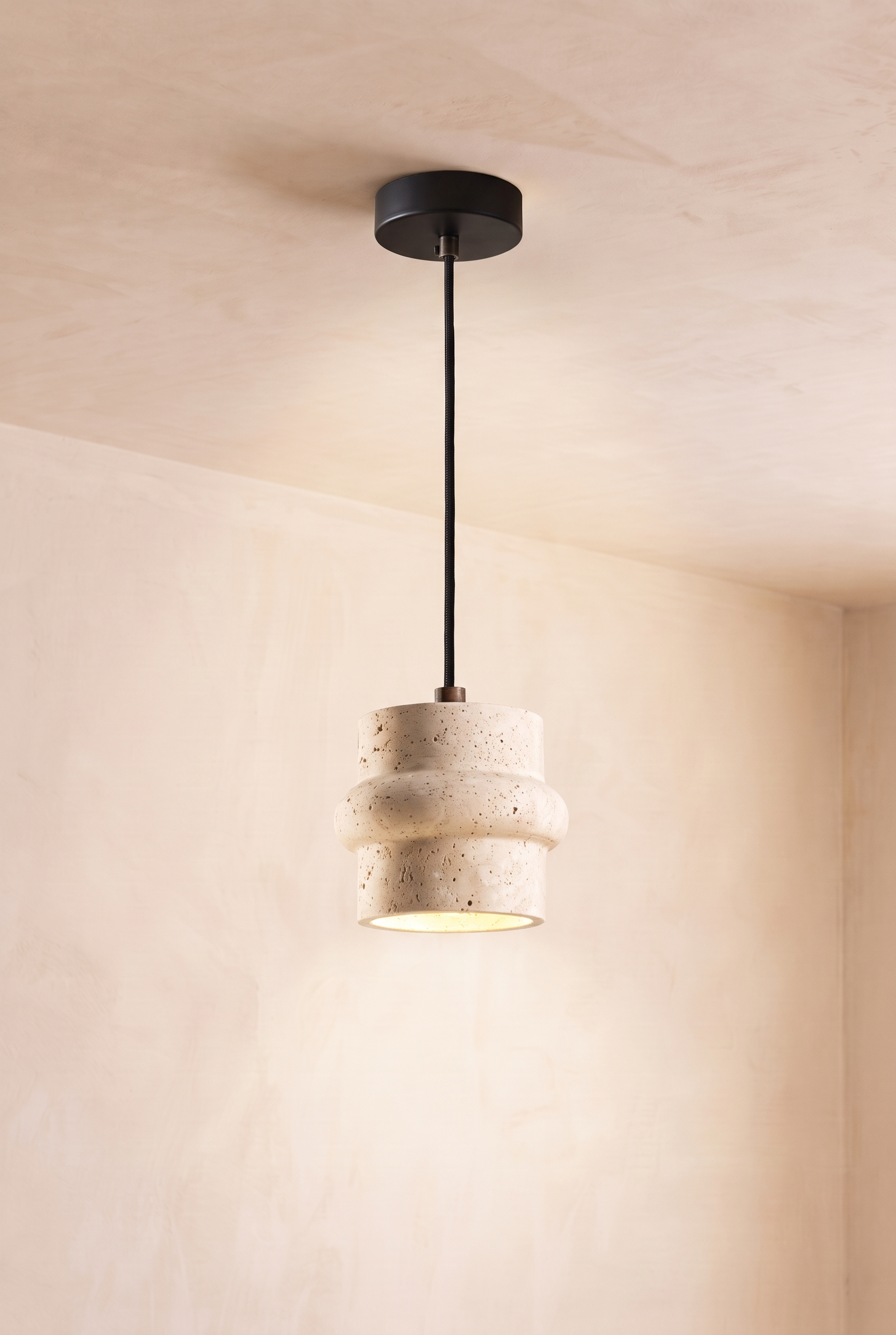 Kumo | Sculpturale Travertine Hanglamp