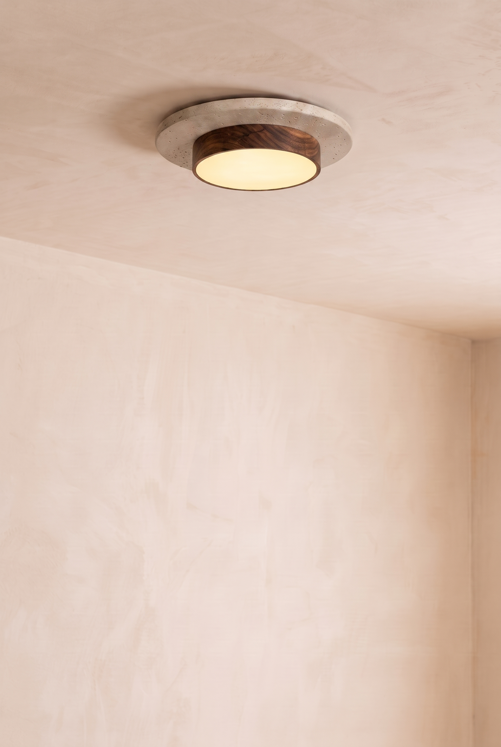 Soraia | Ronde Travertine plafondlamp Noten