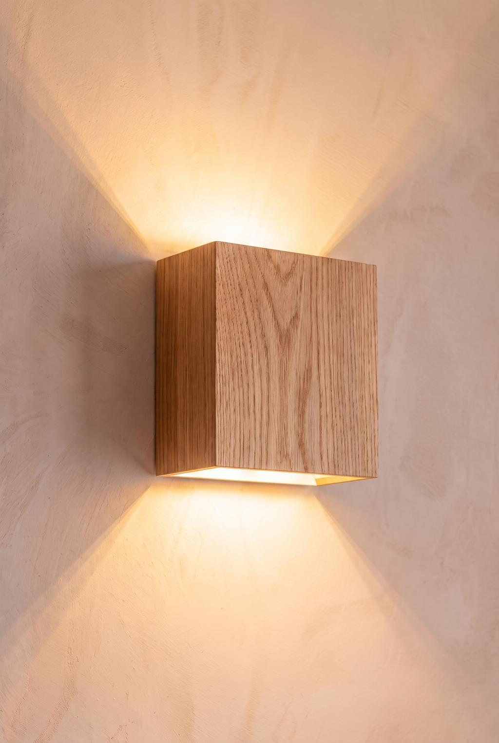 Merlis | wandlamp eikenlook