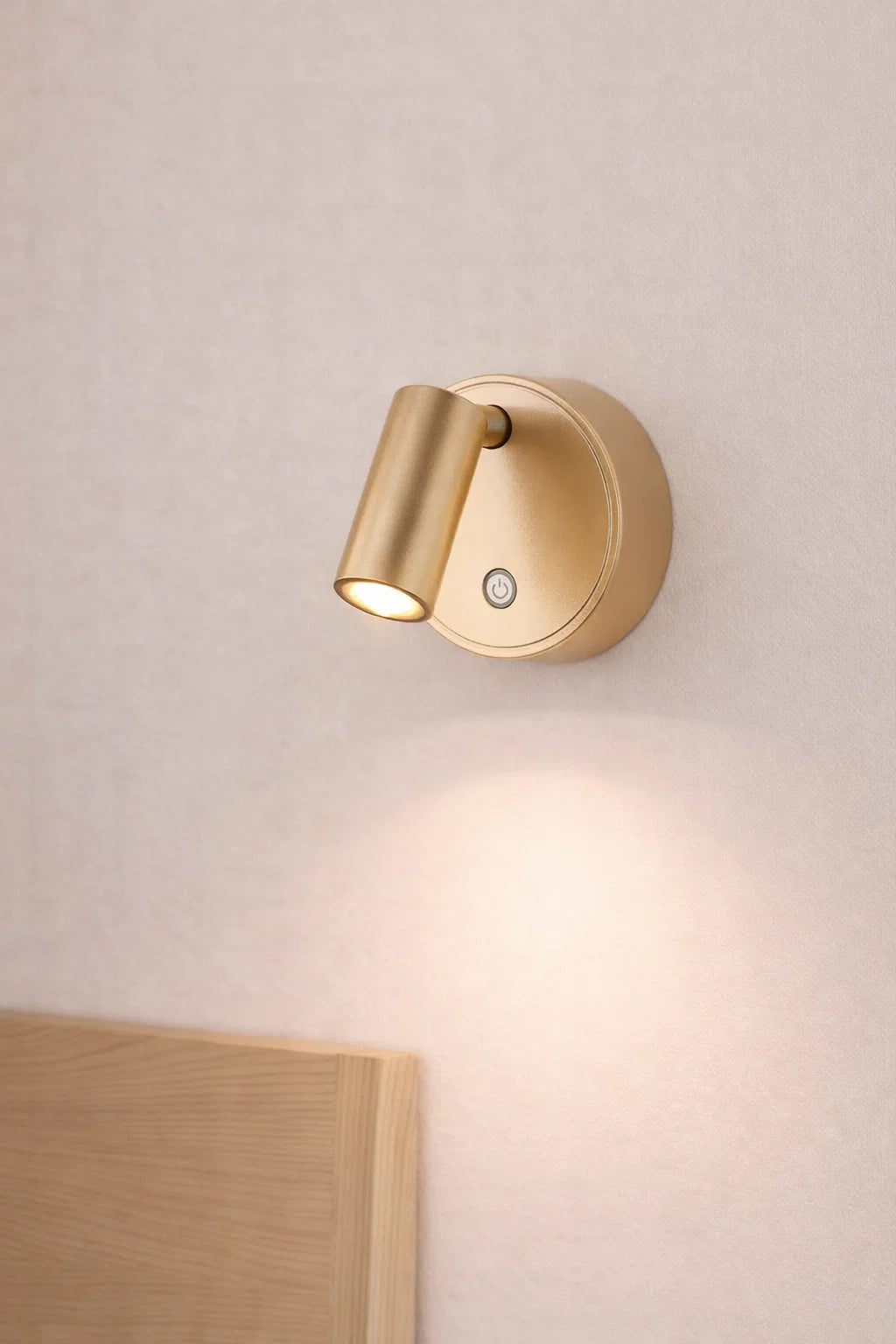 Numila | Plakbare Oplaadbare wandlamp